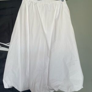 Elegant White Women's Skirt